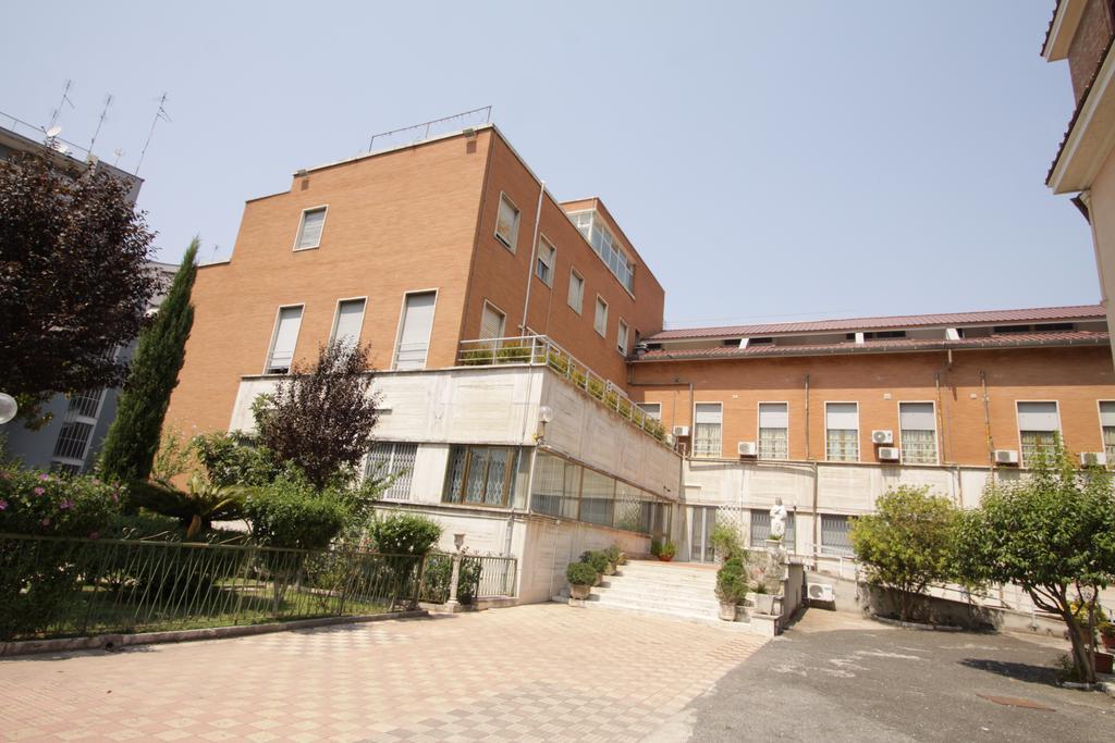 Отель Casa Per Ferie Margherita Diomira Рим Экстерьер фото
